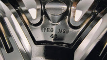Load image into Gallery viewer, 1x Alufelge 17 Zoll R337654 Nissan Leaf Rim Wheel FEL9316284534su