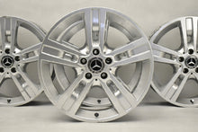 Load image into Gallery viewer, 4x Alufelge 18 Zoll 8.0&quot; 5x112 60ET Glanz Silber A1644015702 Mercedes-Benz W164