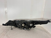 Laden Sie das Bild in den Galerie-Viewer, Frontscheinwerfer Toyota Corolla 16742F 8111002L50 300420181300186405752 Rechts SCH5131800141uv