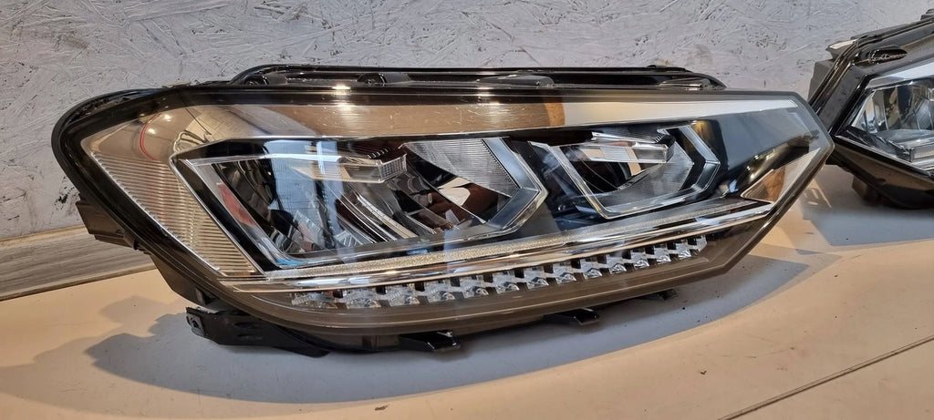 Frontscheinwerfer VW Touran 5TB941036C 5TB941035B LED Rechts oder Links