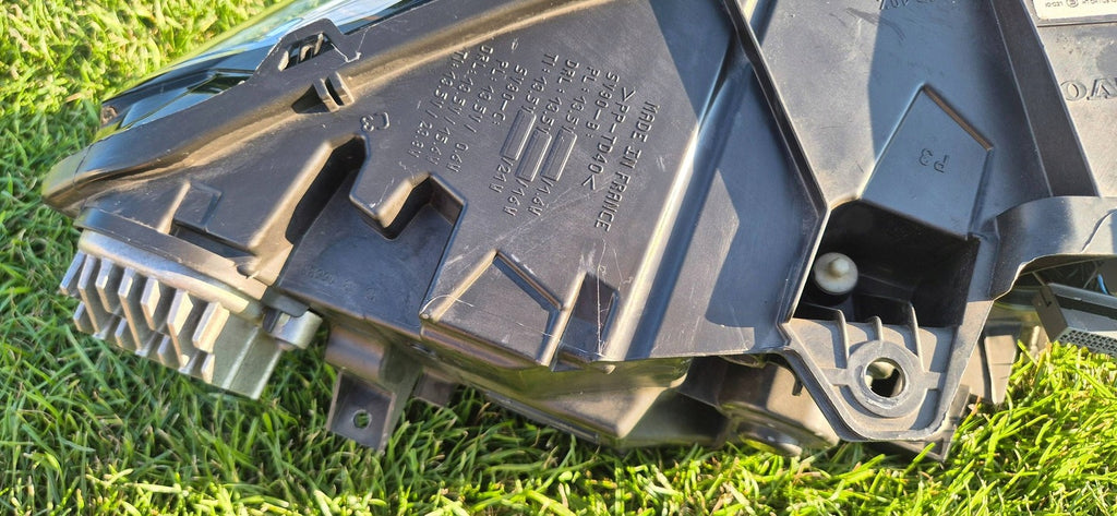 Frontscheinwerfer Volvo S90 II V90 32404739 LED Ein Stück (Rechts oder Links) SCH8858242404ew