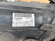 Load image into Gallery viewer, Frontscheinwerfer Volvo Xc70 31383541- Rechts Scheinwerfer Headlight