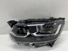 Laden Sie das Bild in den Galerie-Viewer, Frontscheinwerfer Toyota Proace City Verso 9835780680 Links Headlight SCH3470815167hb