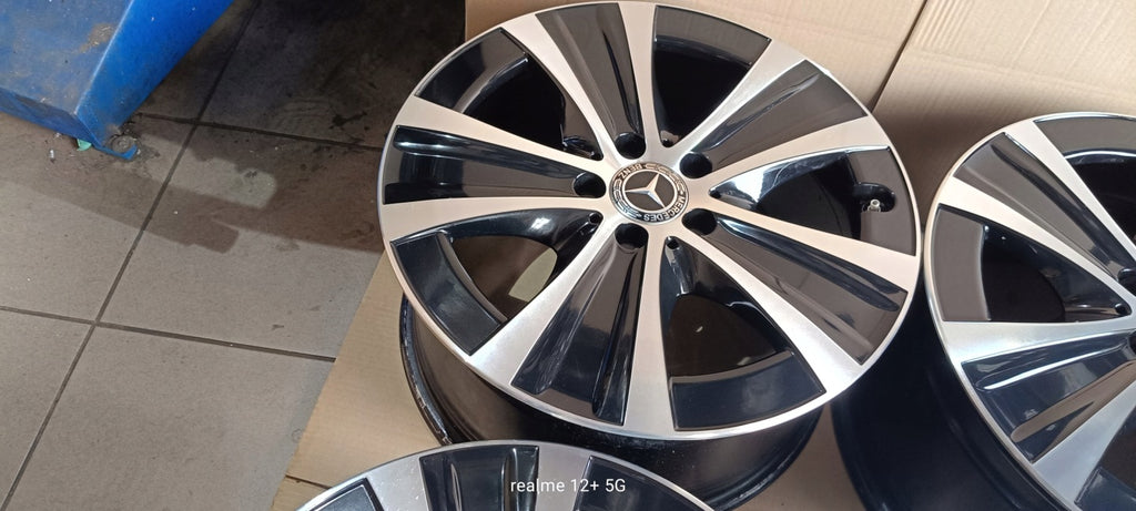 4x Alufelge 18 Zoll 8.0" 5x112 43ET Glanz Schwarz A2134013700 Mercedes-Benz W213 FEL9421653844nd