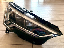 Laden Sie das Bild in den Galerie-Viewer, Frontscheinwerfer Audi Q3 83A941034 Rechts Scheinwerfer Headlight SCH6834152535je