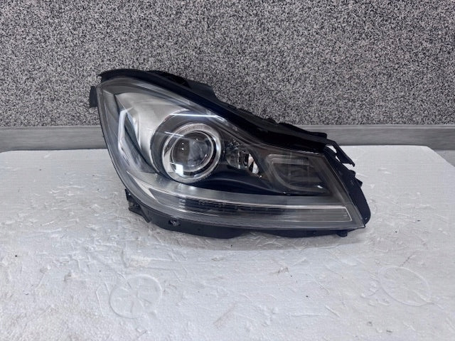 Frontscheinwerfer Mercedes-Benz W204 A2048204439 Rechts Scheinwerfer Headlight SCH4660583525io