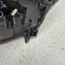 Load image into Gallery viewer, Frontscheinwerfer Peugeot 208 I 9810805880 Rechts Scheinwerfer Headlight SCH1447347329co