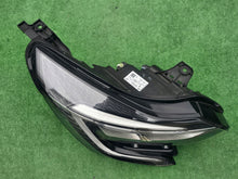 Laden Sie das Bild in den Galerie-Viewer, Frontscheinwerfer Renault Captur 260104525R LED Rechts Scheinwerfer Headlight SCH2317251101jh