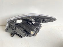 Laden Sie das Bild in den Galerie-Viewer, Frontscheinwerfer Mercedes-Benz Vito W447 A4479069800 Rechts Headlight SCH6479861788gd