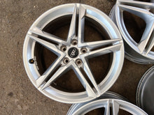 Laden Sie das Bild in den Galerie-Viewer, 4x Alufelge 18 Zoll 8.0" 5x112 40ET Glanz Silber 8W0601025 Audi A4 B9 Rim Wheel FEL8694444181lk