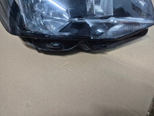 Load image into Gallery viewer, Frontscheinwerfer VW Transporter 7E1941016AD Rechts Scheinwerfer Headlight SCH1749524839jr