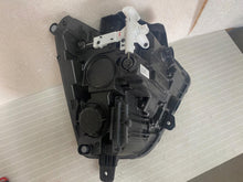 Laden Sie das Bild in den Galerie-Viewer, Frontscheinwerfer Hyundai Kona 92101-BE050 LED Links Scheinwerfer Headlight SCH2776013948bs