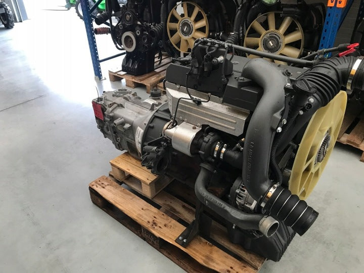 Motor Mercedes-Benz Vario OM904LA 300TKm Diesel Engine Komplett MOT7733393774yw