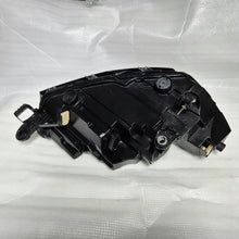 Laden Sie das Bild in den Galerie-Viewer, Frontscheinwerfer Skoda Fabia I 6VB941015 Links Scheinwerfer Headlight SCH4027408230uv