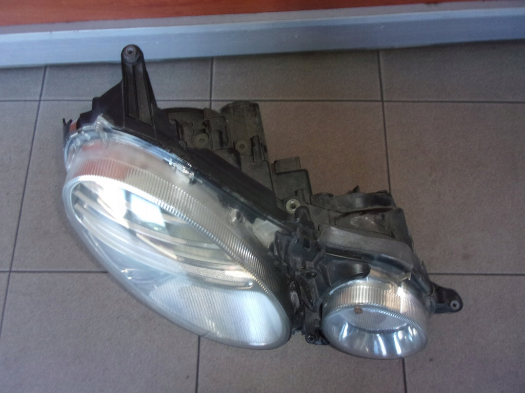 Frontscheinwerfer Mercedes-Benz W211 Xenon Rechts Scheinwerfer Headlight SCH8426816231sr