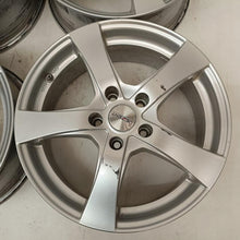 Load image into Gallery viewer, 4x Alufelge 17 Zoll 7.0" 5x115 43ET Glanz Silber Opel Insignia Astra J Zafira C FEL5588176676ax