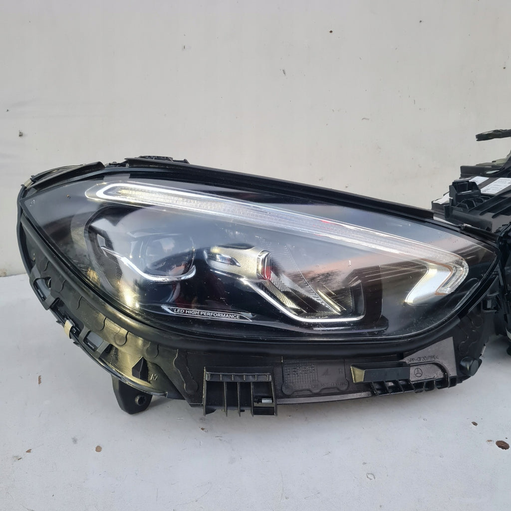 Frontscheinwerfer Mercedes-Benz W206 A2069066204 A2069068104 Rechts oder Links SCH9691464769kg