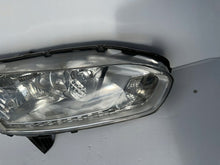 Laden Sie das Bild in den Galerie-Viewer, Frontscheinwerfer Ford Connect FT11-13W030AA FT11-13W029AA Ein Satz Headlight SCH9698543786tq