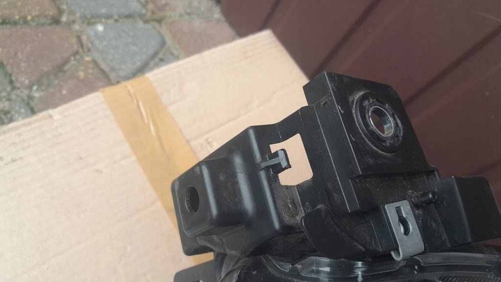 Frontscheinwerfer Mazda II D43N-51040 Links Scheinwerfer Headlight