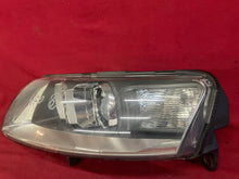 Laden Sie das Bild in den Galerie-Viewer, Frontscheinwerfer Audi A6 C6 4F0941003AK Xenon Links Scheinwerfer Headlight