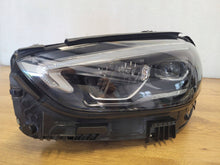 Laden Sie das Bild in den Galerie-Viewer, Frontscheinwerfer Mercedes-Benz A2069068104 Links Scheinwerfer Headlight SCH2818132806lg
