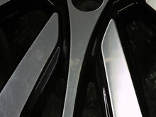 Laden Sie das Bild in den Galerie-Viewer, 1x Alufelge 18 Zoll 7.0" 5x114.3 35ET 403001989R Renault Espace Fluence Talisman FEL2027798758kc