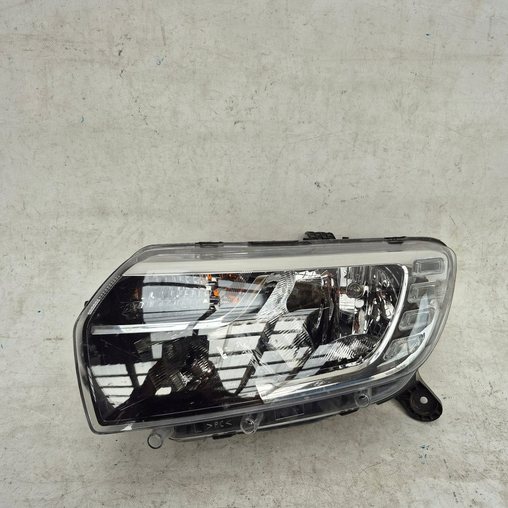 Frontscheinwerfer Dacia Sandero II 260605665R LED Ein Stück (Rechts oder Links)