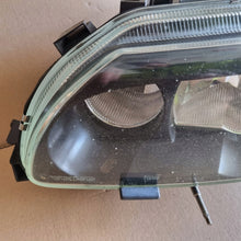 Load image into Gallery viewer, Frontscheinwerfer Volvo V70 S60 8693656 125802A01189008268 Xenon Links Headlight SCH2419096246uz