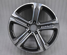 Load image into Gallery viewer, 1x Alufelge 18 Zoll 8.0&quot; 5x112 38ET A2534010700 Mercedes-Benz Mg C253 X253