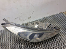 Load image into Gallery viewer, Frontscheinwerfer Hyundai I I40 921023ZXXX Rechts Scheinwerfer Headlight SCH5591402770id