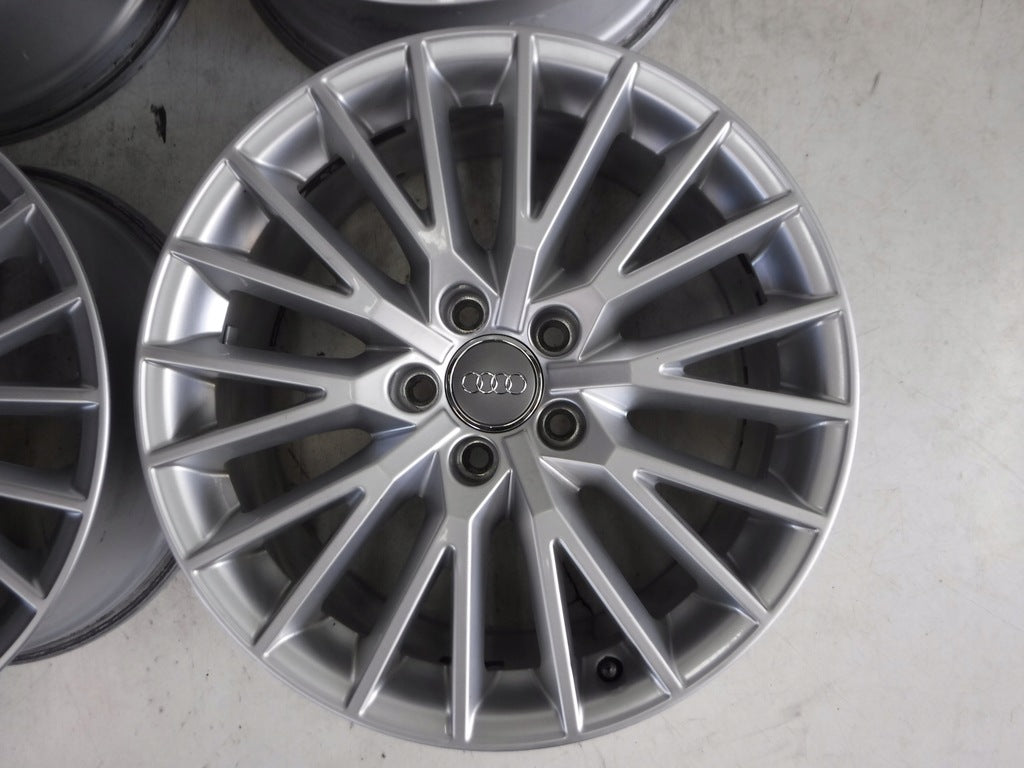 4x Alufelge 18 Zoll 8.5" 5x112 50ET Glanz Silber 8S0601025 Audi Tt Rim Wheel FEL6013712016vf