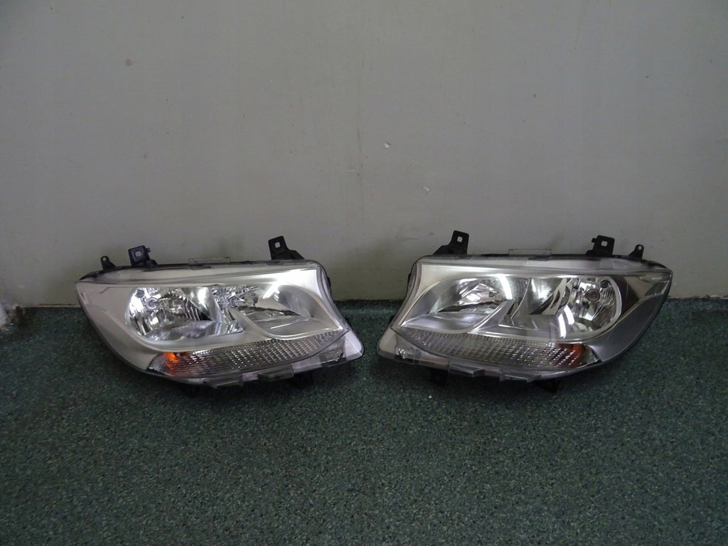 Frontscheinwerfer Mercedes-Benz Sprinter A9109060000 Rechts oder Links