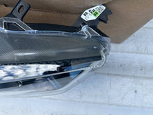 Laden Sie das Bild in den Galerie-Viewer, Frontscheinwerfer Toyota Yaris 81130K0060 Rechts Scheinwerfer Headlight SCH5231370193ii