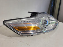 Laden Sie das Bild in den Galerie-Viewer, Frontscheinwerfer Ford Mondeo BS71-13W029-BF Rechts Scheinwerfer Headlight SCH5855288572qe