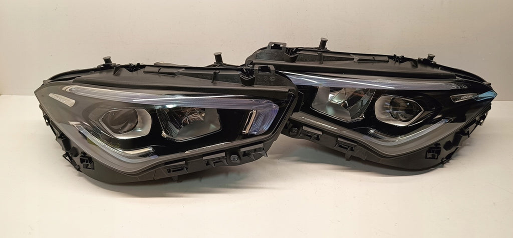 Frontscheinwerfer Mercedes-Benz Cla A1189068300 LED Rechts oder Links