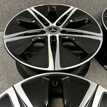 Laden Sie das Bild in den Galerie-Viewer, 4x Alufelge 18 Zoll 7.5" 5x112 49ET Glanz Schwarz A1774010500 Mercedes-Benz W177 FEL5716891645zw