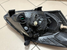 Laden Sie das Bild in den Galerie-Viewer, Frontscheinwerfer Hyundai Matrix 92101-10010 Links Scheinwerfer Headlight