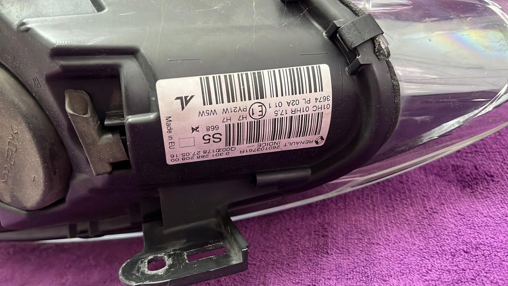Frontscheinwerfer Renault Megane III 260103761 Rechts Scheinwerfer Headlight SCH6546893609sk