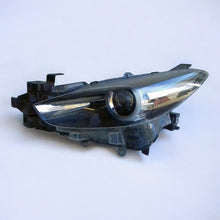 Laden Sie das Bild in den Galerie-Viewer, Frontscheinwerfer Mazda 3 Bm BSP551040 Links Scheinwerfer Headlight