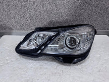 Laden Sie das Bild in den Galerie-Viewer, Frontscheinwerfer Mercedes-Benz W212 A2128200139 Links Scheinwerfer Headlight SCH4518537914mr