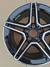 Laden Sie das Bild in den Galerie-Viewer, 1x Alufelge 18 Zoll 5x112 A2054019600 Mercedes-Benz W205 Rim Wheel FEL1656314217en