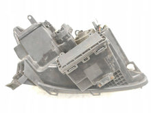 Laden Sie das Bild in den Galerie-Viewer, Frontscheinwerfer Toyota Avensis Estate Links Scheinwerfer Headlight SCH2075622204qj