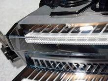 Laden Sie das Bild in den Galerie-Viewer, Frontscheinwerfer Citroën C5 Aircross 9845356280 LED Links Headlight