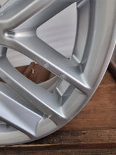 Laden Sie das Bild in den Galerie-Viewer, 1x Alufelge 17 Zoll 7.5" 5x114.3 40ET 403006-RR1B Mitsubishi Outlander Rim Wheel FEL1548195314wy