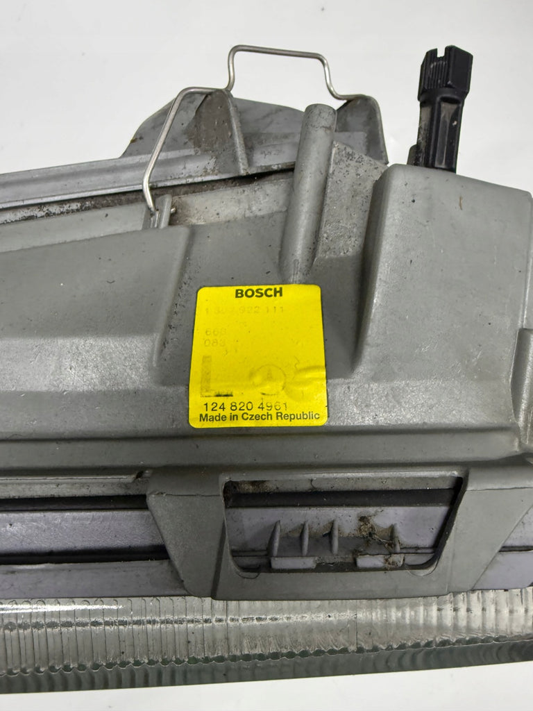 Frontscheinwerfer Mercedes-Benz W124 AK-12-710411 Links Scheinwerfer Headlight SCH4640629339hv