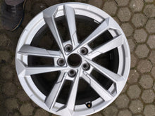 Laden Sie das Bild in den Galerie-Viewer, 4x Alufelge 17 Zoll 6.5" 5x112 43ET Glanz Silber 8Y0601025L Audi A3 I Rim Wheel FEL1782571461kf