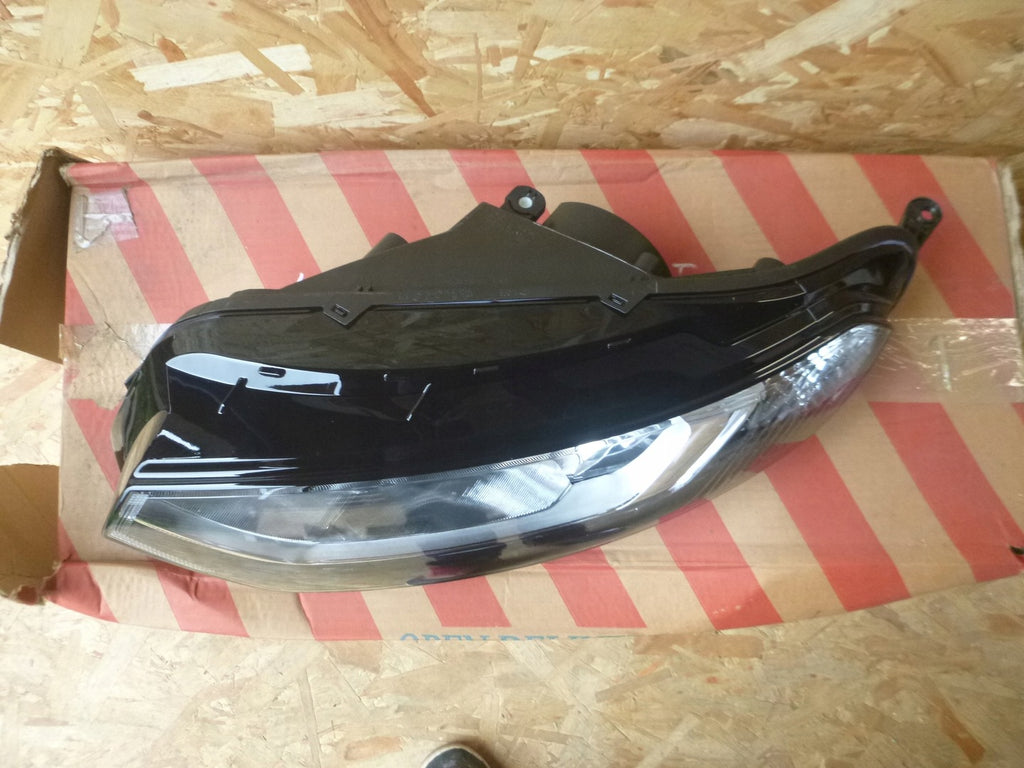 Frontscheinwerfer Ford Ecosport 2027133 Links Scheinwerfer Headlight SCH7237206714ol