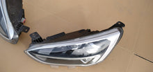 Laden Sie das Bild in den Galerie-Viewer, Frontscheinwerfer Ford Focus JX7B13E015AE JX7B-13E015-AE LED Links Headlight SCH9015692060pd