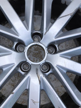 Load image into Gallery viewer, 1x Alufelge 19 Zoll 7.5&quot; 5x112 33ET Glanz Silber 4G0601025P Audi A6 C7 Rim Wheel