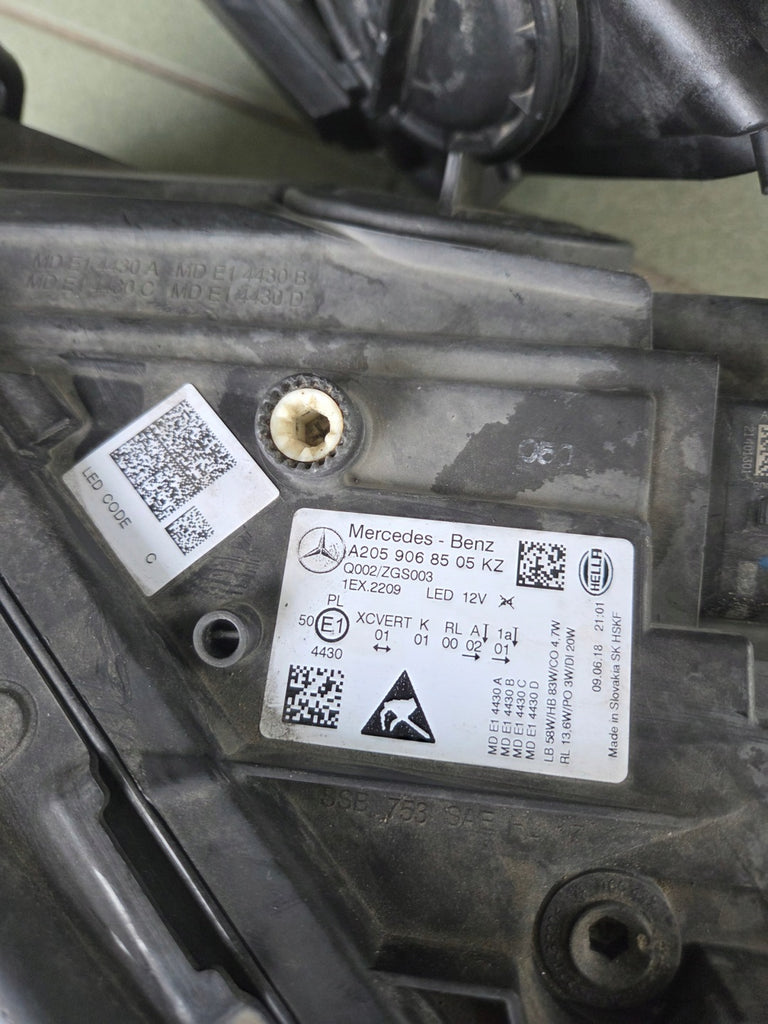 Frontscheinwerfer Mercedes-Benz W205 2059068605 2059068505 Rechts oder Links SCH2870035680nx
